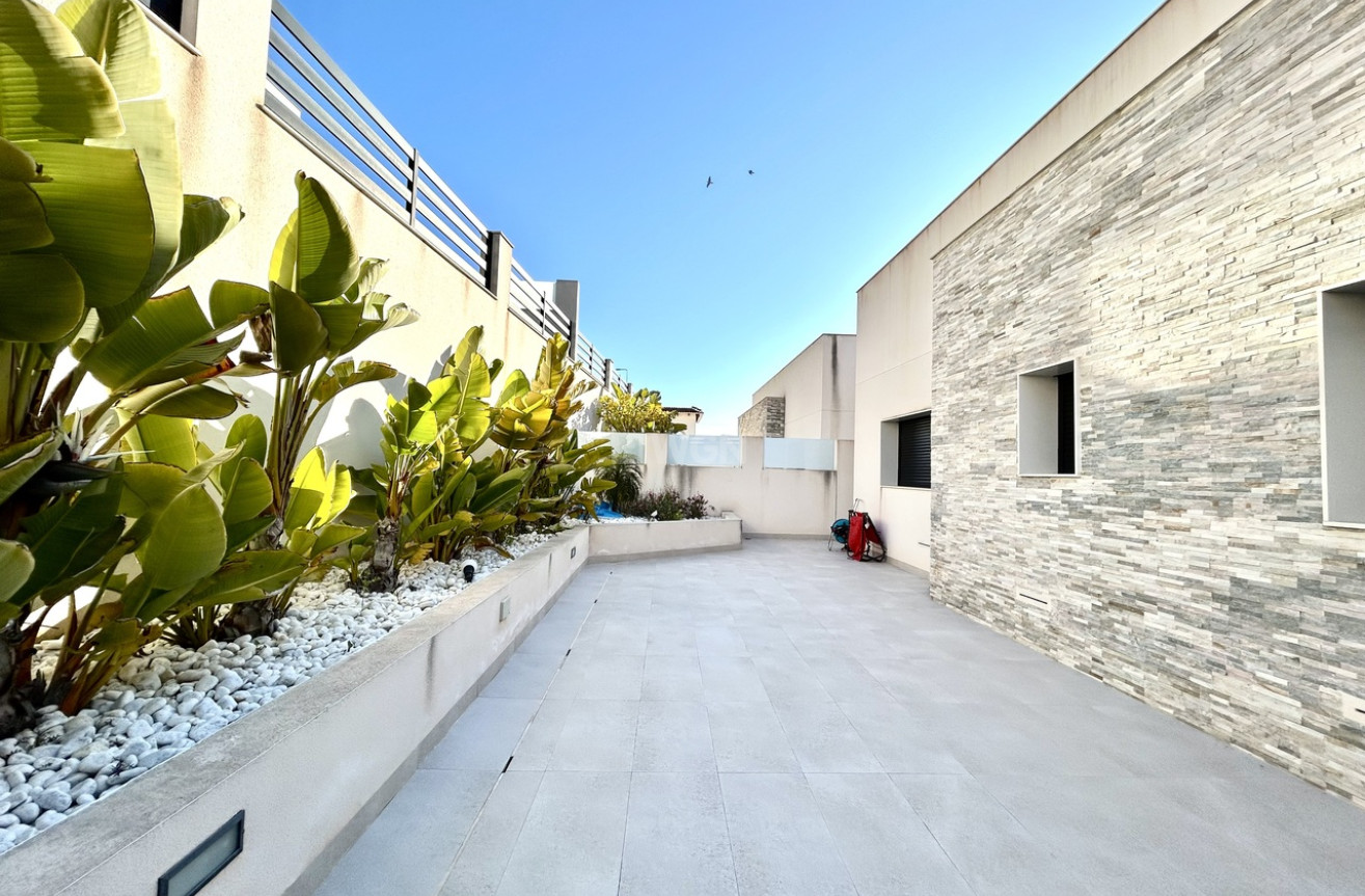 Wiederverkauf - Villa - Los Balcones - Costa Blanca