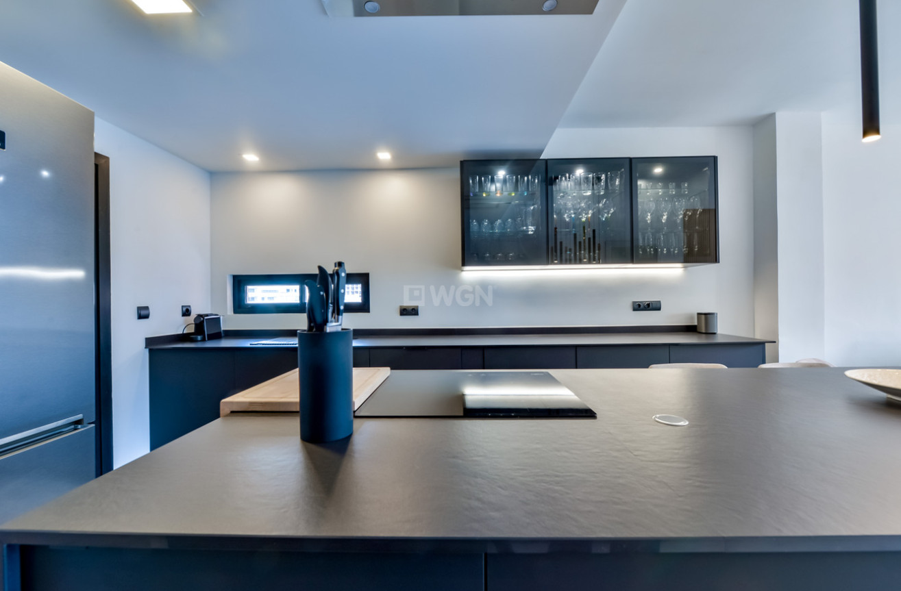 Resale - Apartment / flat - Villajoyosa - La Cala