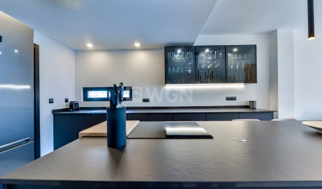 Resale - Apartment / flat - Villajoyosa - La Cala