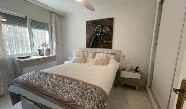 Odsprzedaż - Villa - San Fulgencio - Costa Blanca