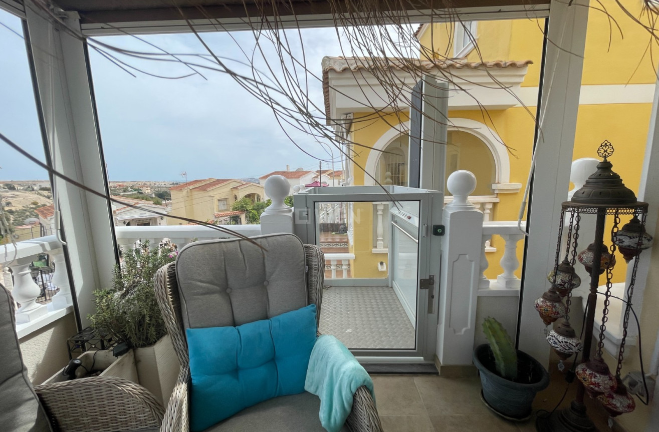 Odsprzedaż - Villa - San Fulgencio - Costa Blanca