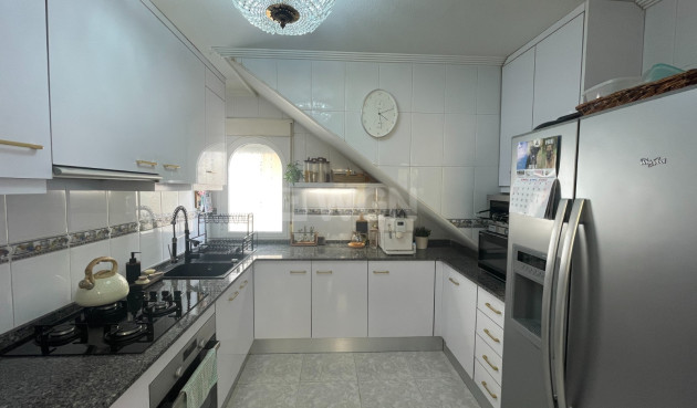 Odsprzedaż - Villa - San Fulgencio - Costa Blanca