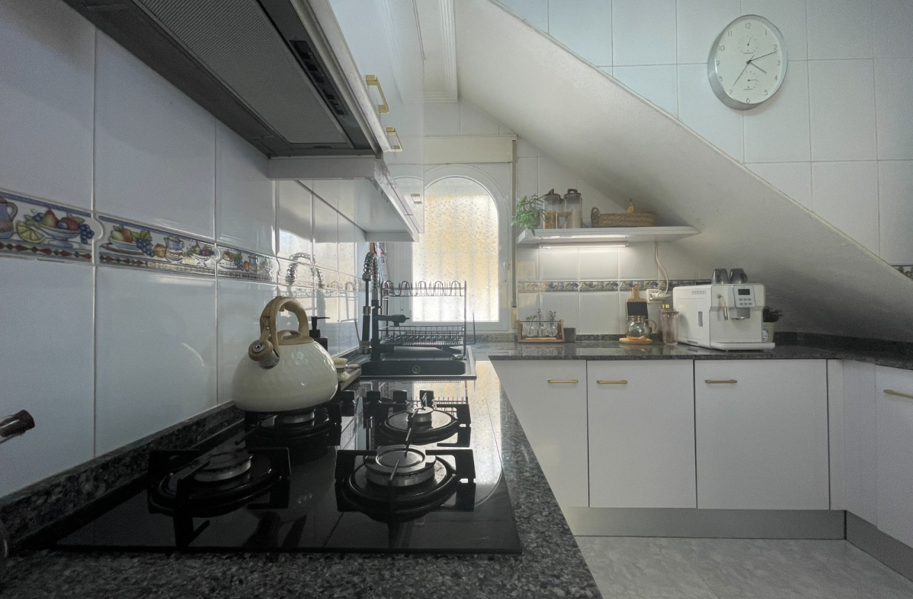 Odsprzedaż - Villa - San Fulgencio - Costa Blanca