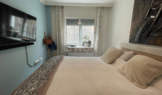 Odsprzedaż - Villa - San Fulgencio - Costa Blanca