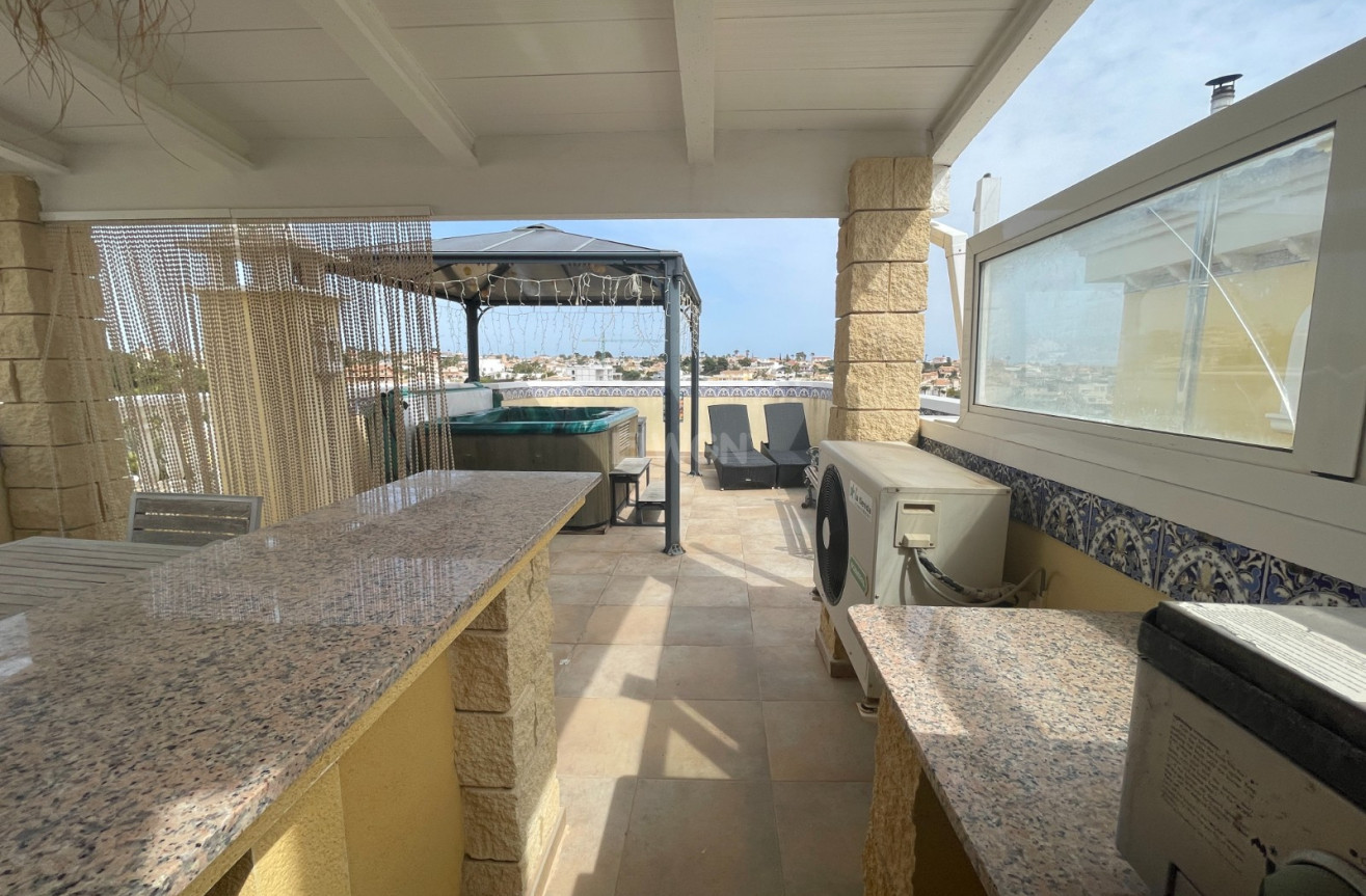 Odsprzedaż - Villa - San Fulgencio - Costa Blanca