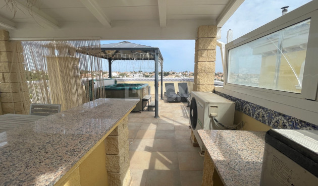 Odsprzedaż - Villa - San Fulgencio - Costa Blanca