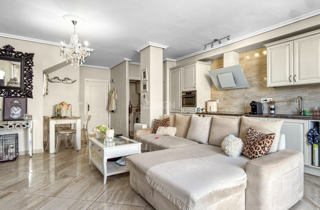 Odsprzedaż - Kamienica - Orihuela Costa - Costa Blanca