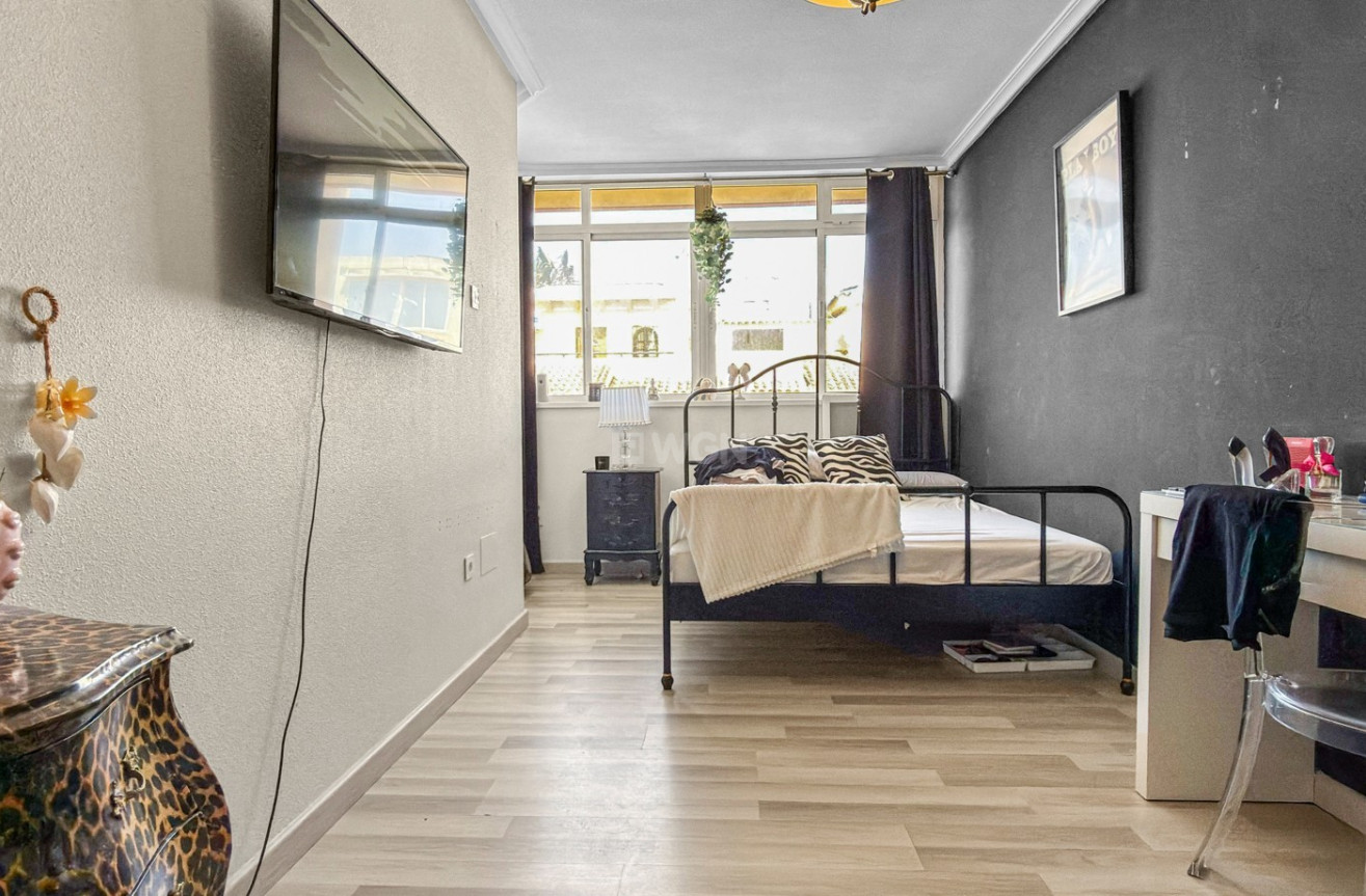 Odsprzedaż - Kamienica - Orihuela Costa - Costa Blanca