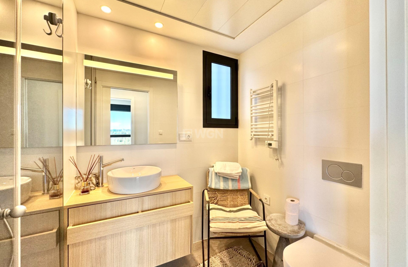 Reventa - Apartamento / piso - Orihuela - Las Colinas Golf