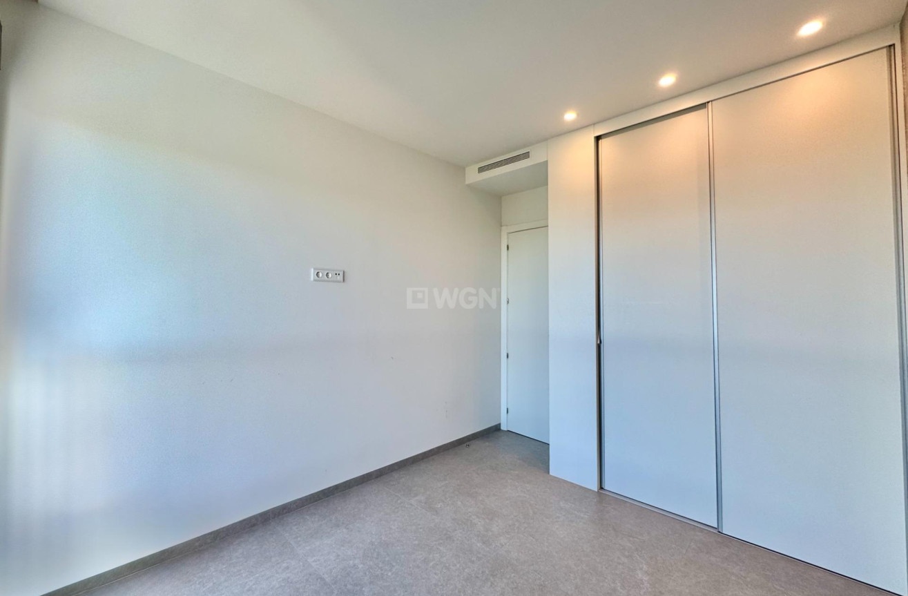 Reventa - Apartamento / piso - Orihuela - Las Colinas Golf