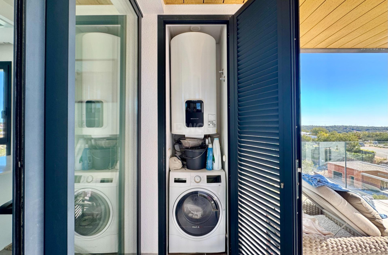 Reventa - Apartamento / piso - Orihuela - Las Colinas Golf