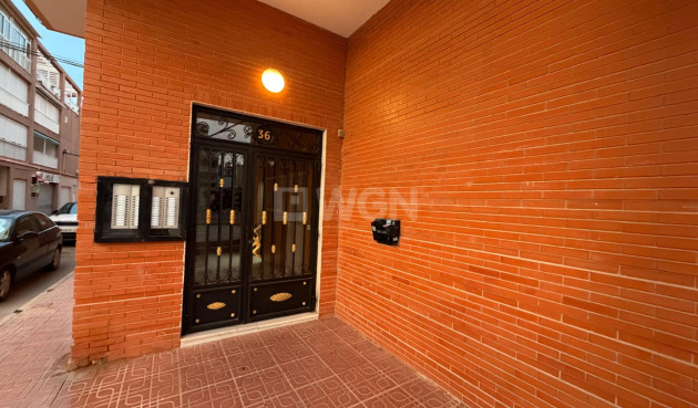 Wiederverkauf - Wohnung - Torrevieja - La Mata Pueblo