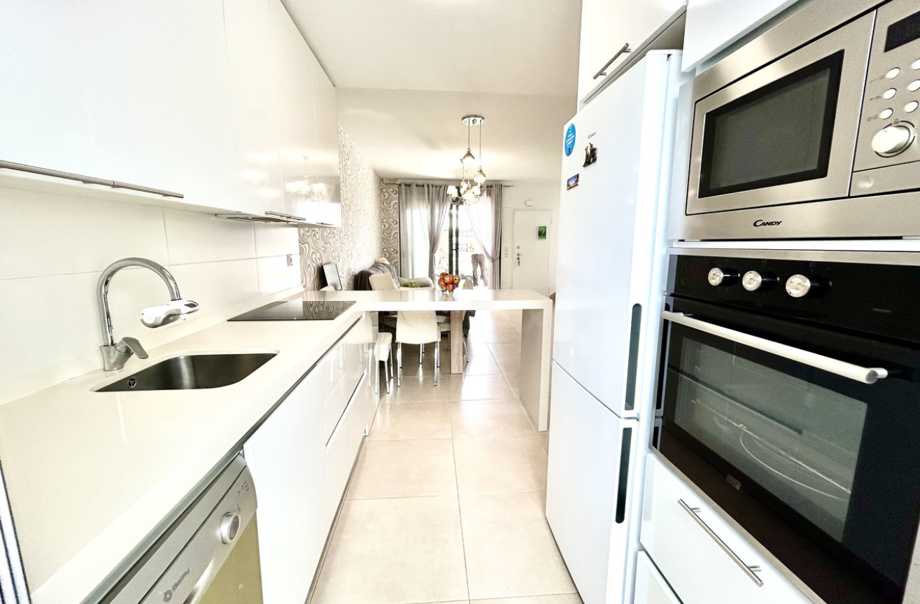 Odsprzedaż - Kamienica - Los Dolses - Inland