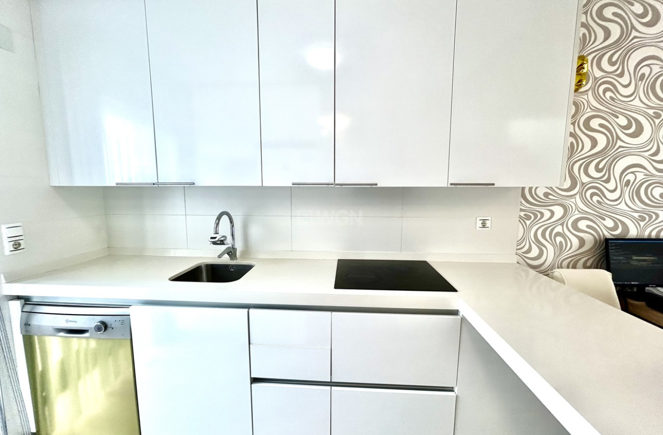 Odsprzedaż - Kamienica - Los Dolses - Inland