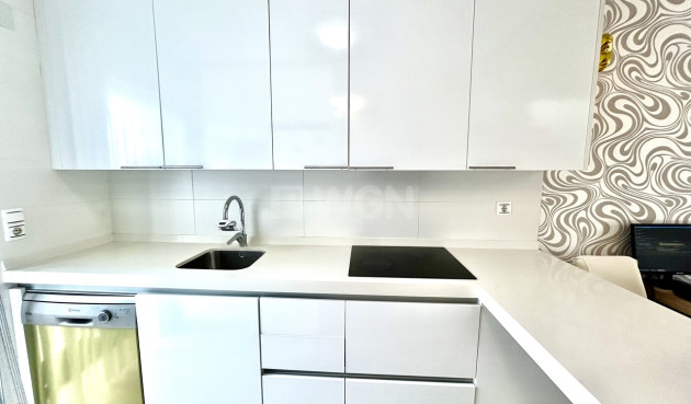 Odsprzedaż - Kamienica - Los Dolses - Inland