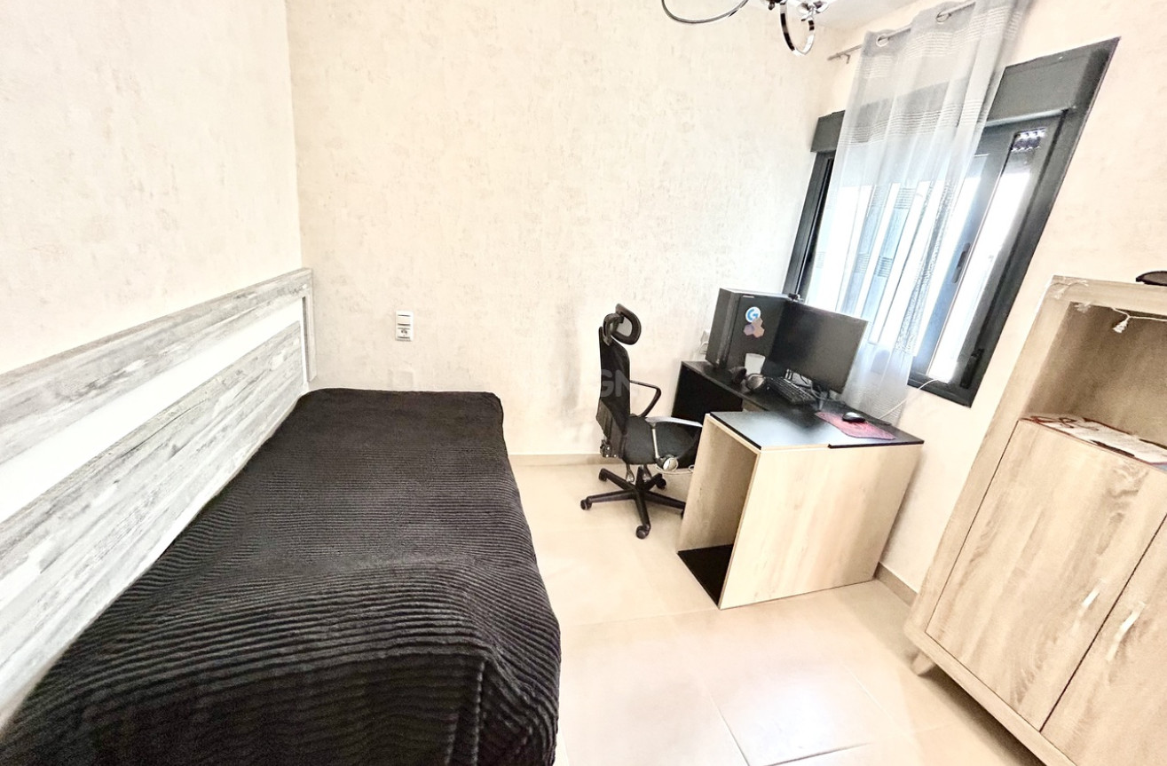 Odsprzedaż - Kamienica - Los Dolses - Inland