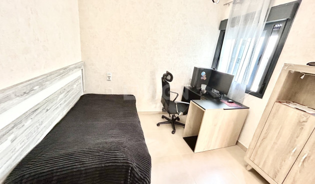 Odsprzedaż - Kamienica - Los Dolses - Inland