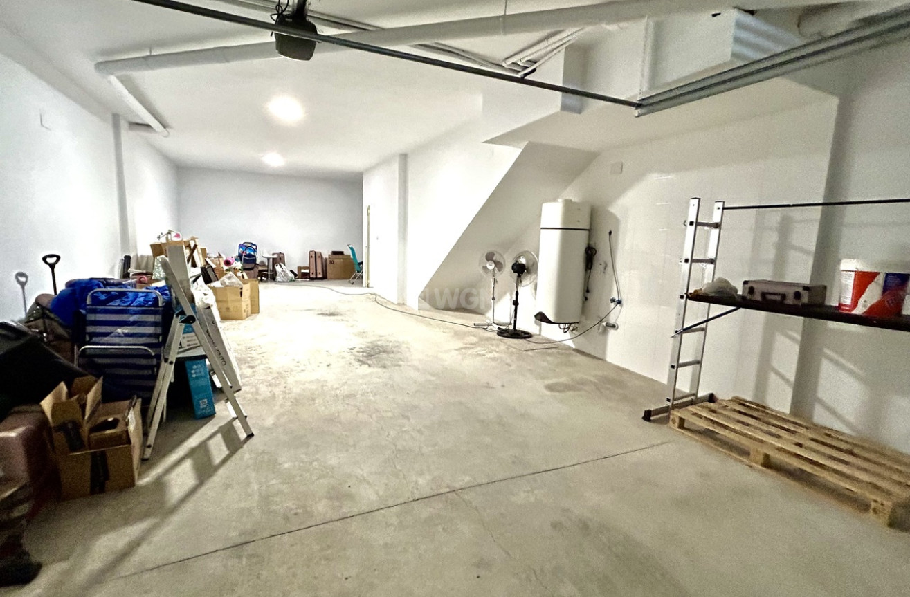 Odsprzedaż - Kamienica - Los Dolses - Inland