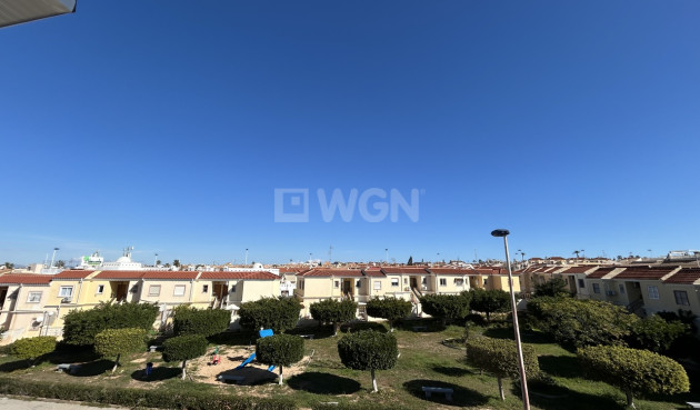 Odsprzedaż - Kamienica - Torrevieja - Costa Blanca