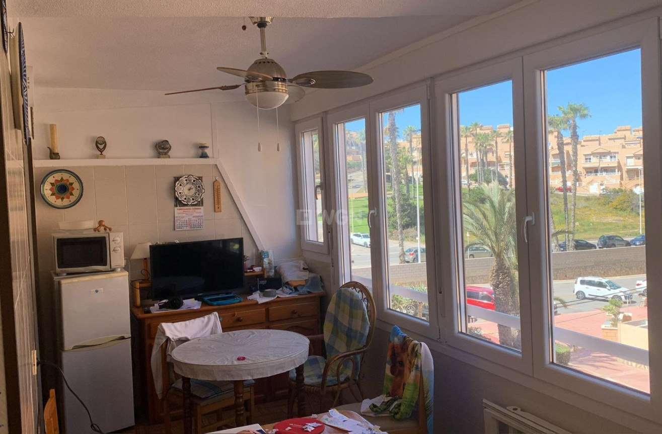 Wiederverkauf - Wohnung - Torrevieja - Cabo Cervera