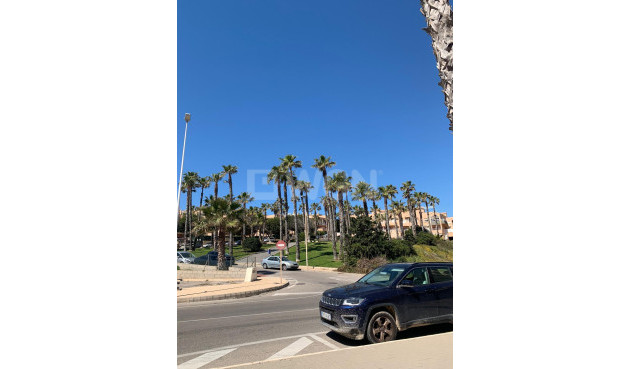 Wiederverkauf - Wohnung - Torrevieja - Cabo Cervera