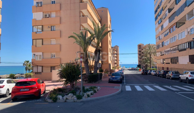 Wiederverkauf - Wohnung - Torrevieja - Cabo Cervera