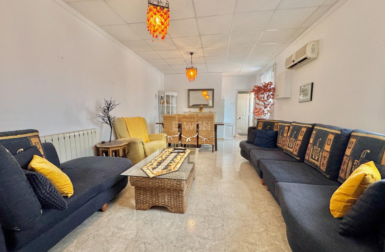 Odsprzedaż - Villa - Dolores - Comunidad Valenciana