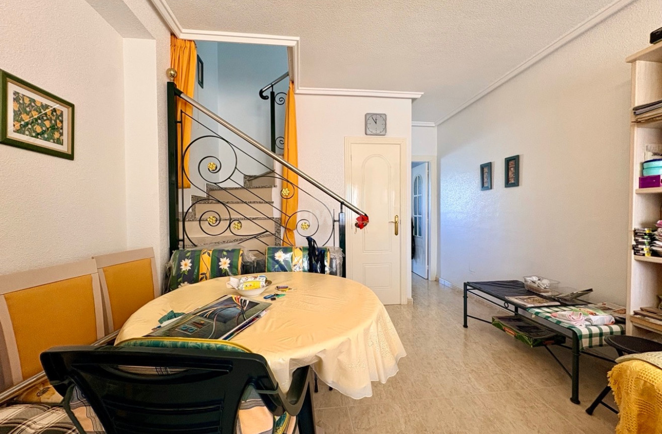 Odsprzedaż - Kamienica - Rojales - Inland