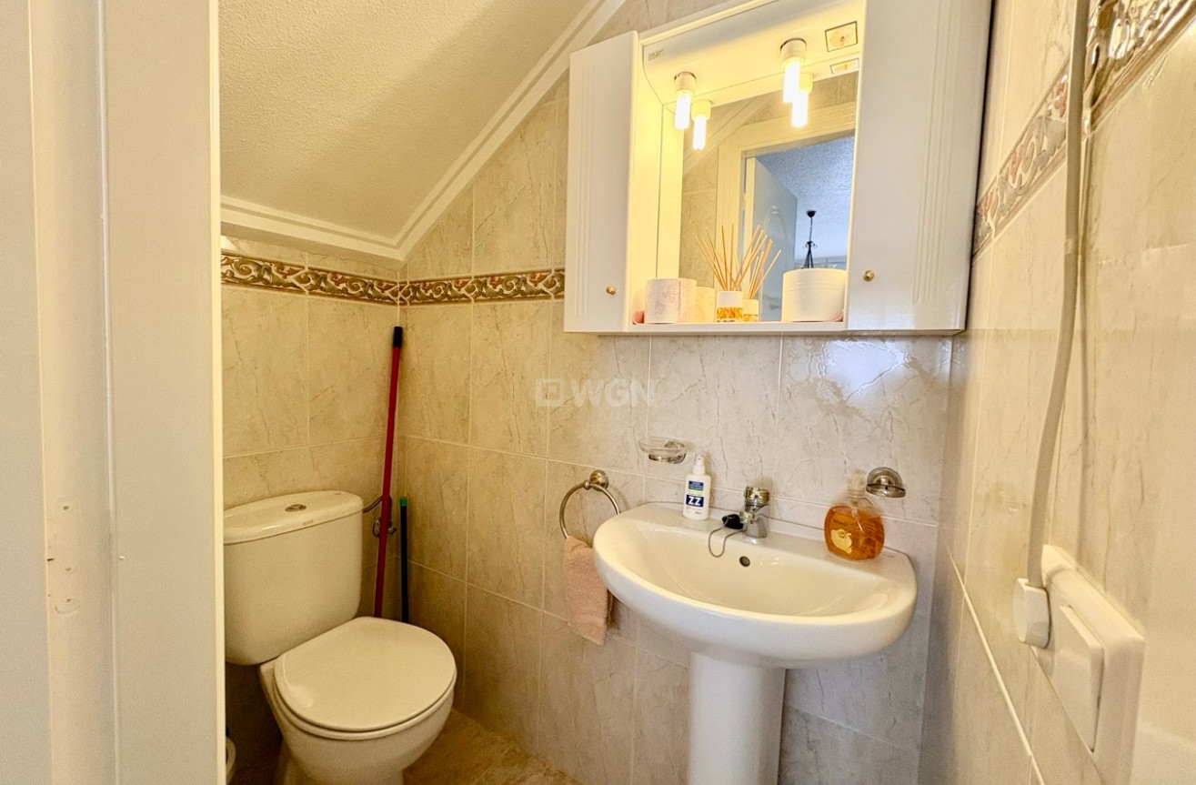 Odsprzedaż - Kamienica - Rojales - Inland