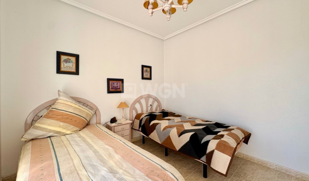 Odsprzedaż - Kamienica - Rojales - Inland