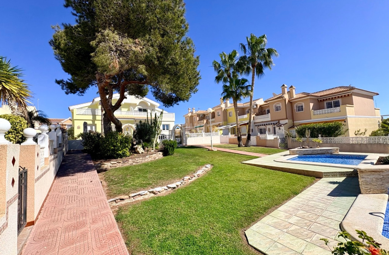 Odsprzedaż - Kamienica - Rojales - Inland