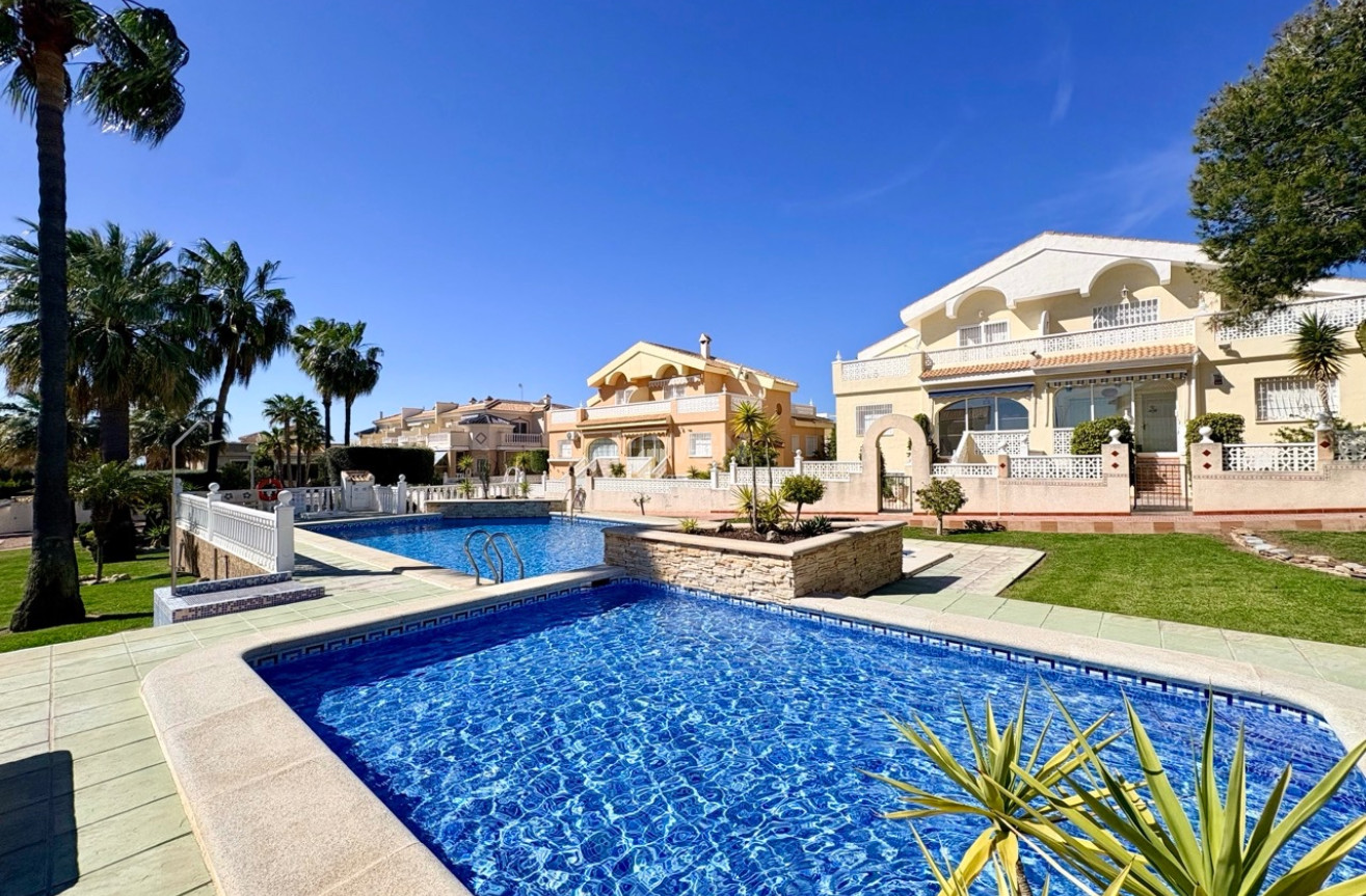 Odsprzedaż - Kamienica - Rojales - Inland