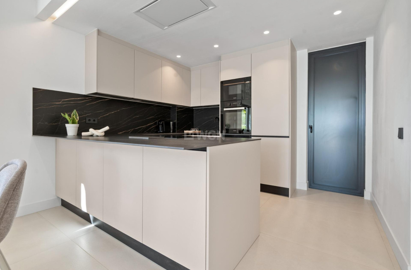 Nowy budynek - Mieszkanie w bloku - Estepona - El Paraíso