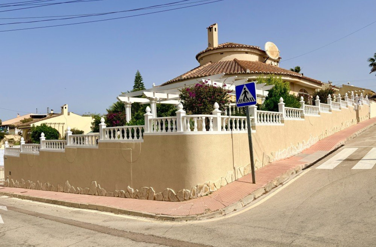 Odsprzedaż - Villa - Ciudad Quesada - Costa Blanca
