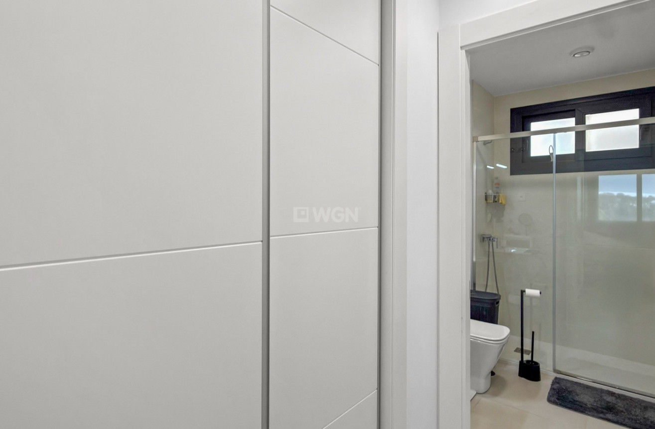 Odsprzedaż - Mieszkanie w bloku - Pilar de la Horadada - Costa Blanca