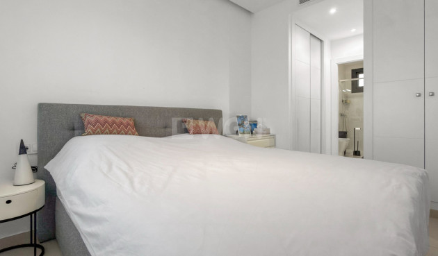 Odsprzedaż - Mieszkanie w bloku - Pilar de la Horadada - Costa Blanca