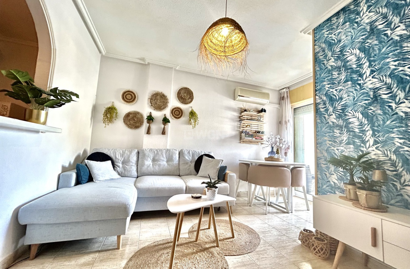 Reventa - Apartamento / piso - Torrevieja - Costa Blanca