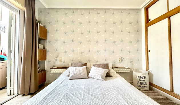 Reventa - Apartamento / piso - Torrevieja - Costa Blanca