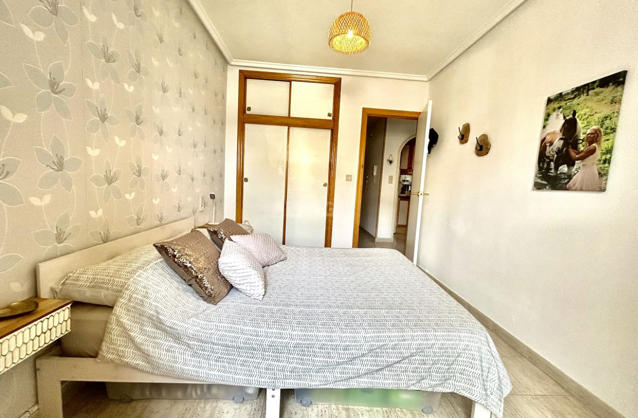 Reventa - Apartamento / piso - Torrevieja - Costa Blanca