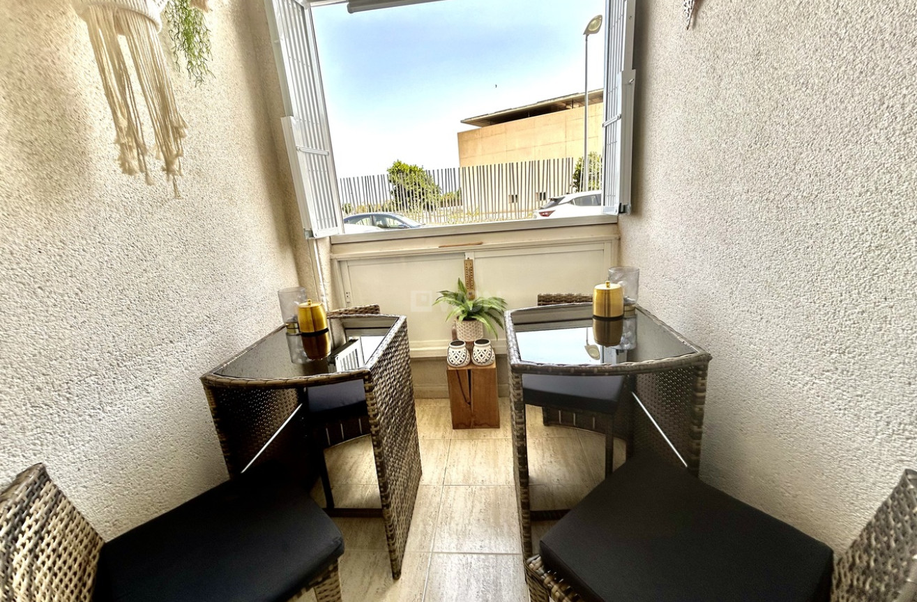 Reventa - Apartamento / piso - Torrevieja - Costa Blanca