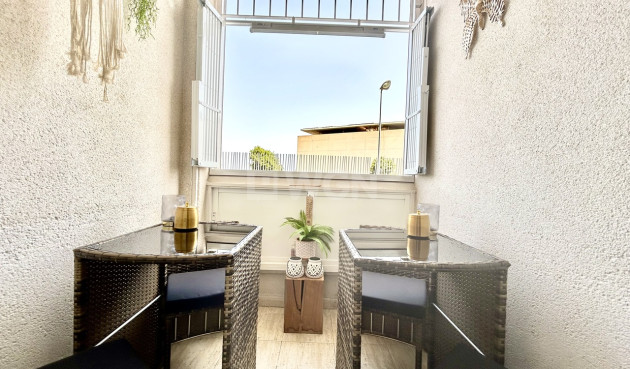 Reventa - Apartamento / piso - Torrevieja - Costa Blanca