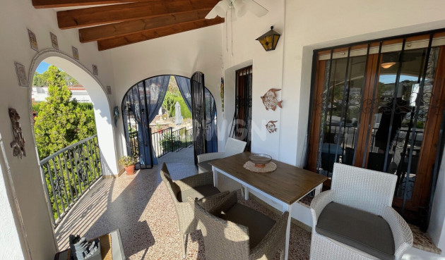 Odsprzedaż - Villa - Alfas del Pí - Costa Blanca