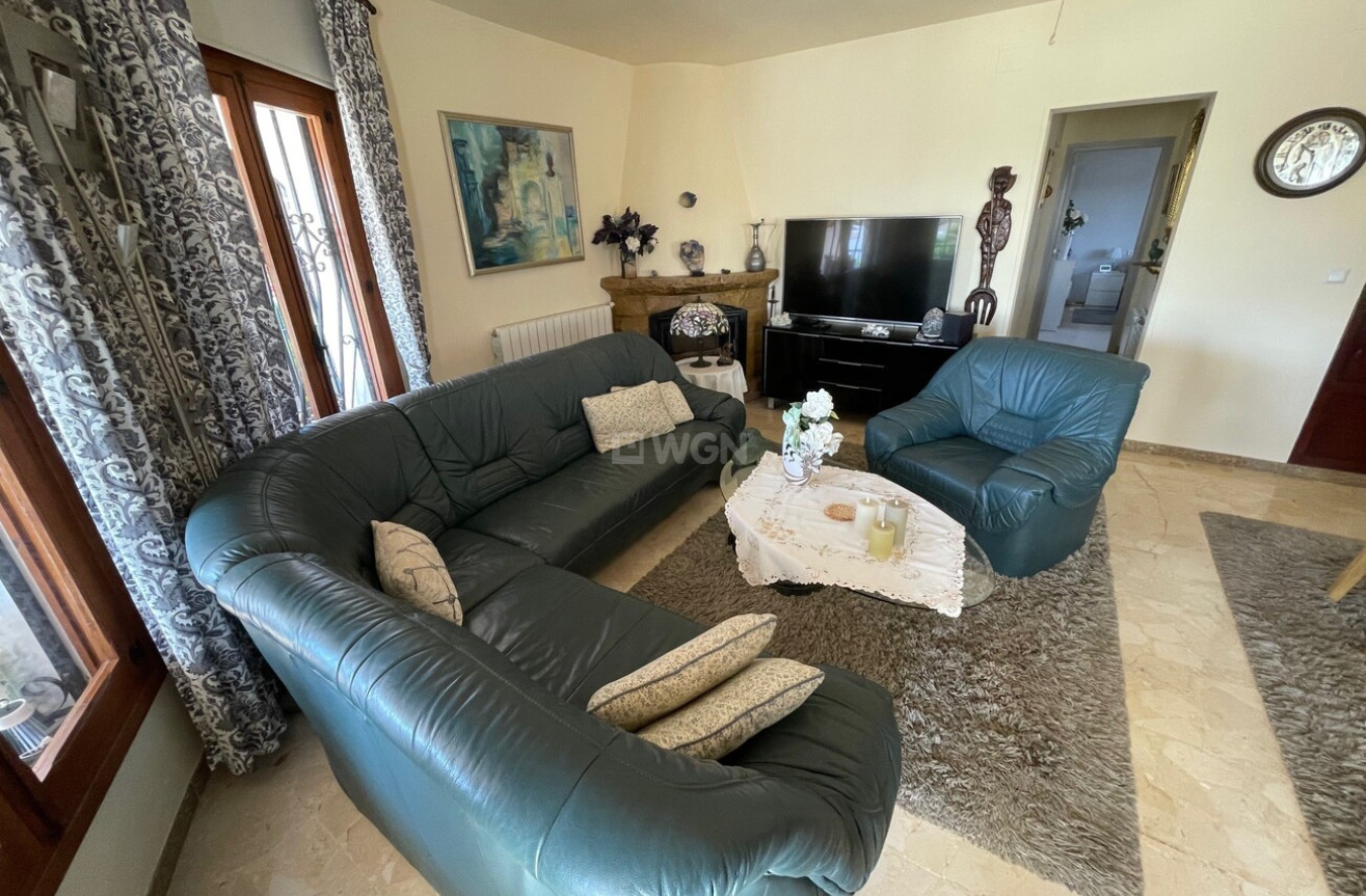 Odsprzedaż - Villa - Alfas del Pí - Costa Blanca