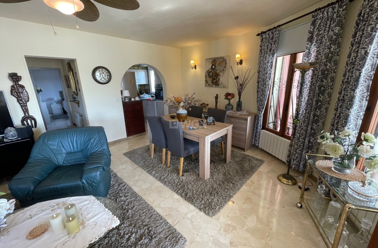 Odsprzedaż - Villa - Alfas del Pí - Costa Blanca