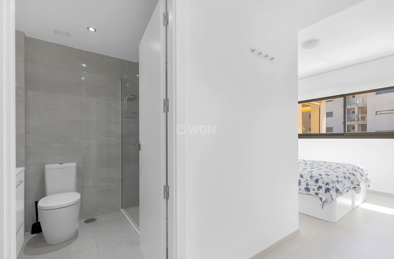 Odsprzedaż - Mieszkanie w bloku - Orihuela Costa - Costa Blanca