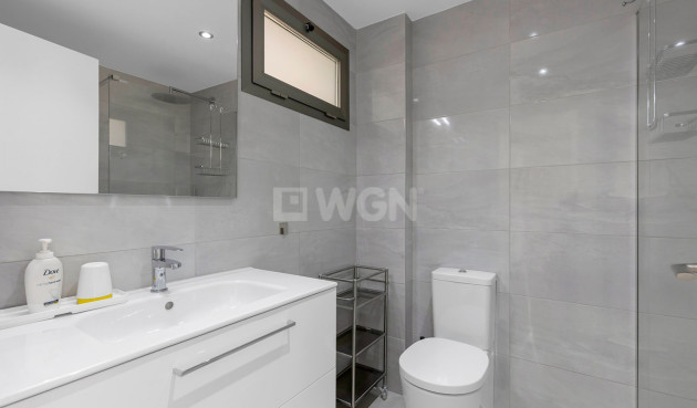 Odsprzedaż - Mieszkanie w bloku - Orihuela Costa - Costa Blanca