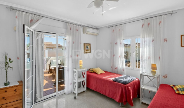 Odsprzedaż - Villa - Playa Flamenca - Serena III
