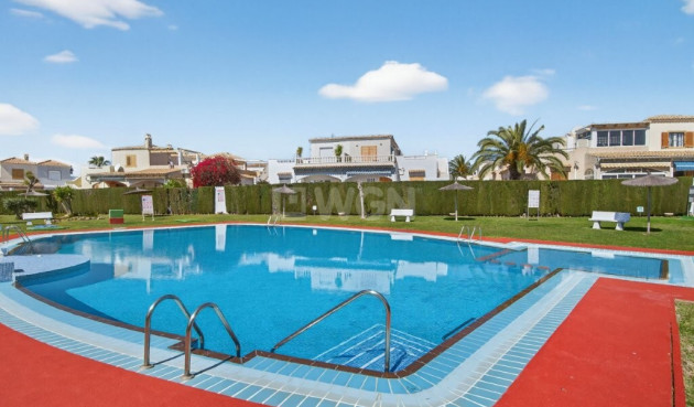 Odsprzedaż - Villa - Playa Flamenca - Serena III