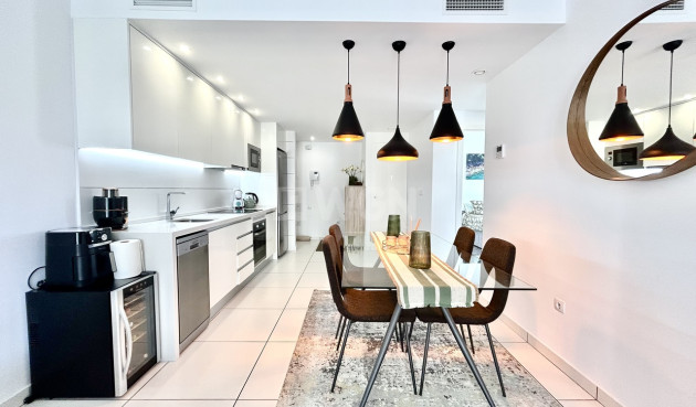 Odsprzedaż - Mieszkanie w bloku - Villamartin - Costa Blanca