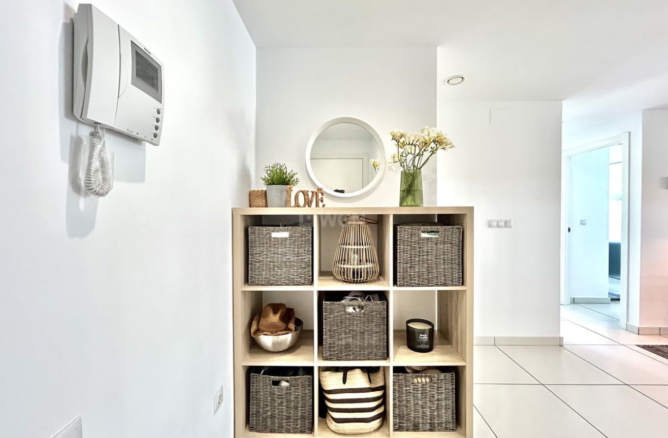 Odsprzedaż - Mieszkanie w bloku - Villamartin - Costa Blanca